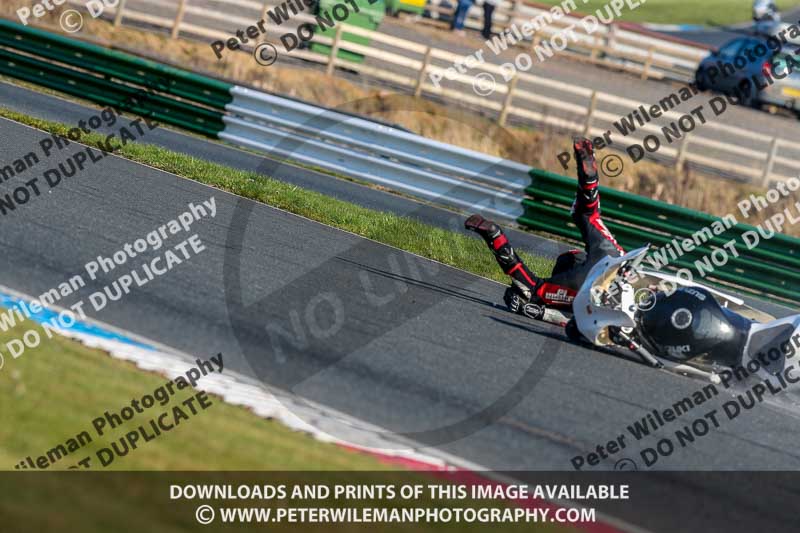 PJM Wedding Photography;enduro digital images;event digital images;eventdigitalimages;mallory park;mallory park photographs;mallory park trackday;mallory park trackday photographs;no limits trackdays;peter wileman photography;racing digital images;trackday digital images;trackday photos